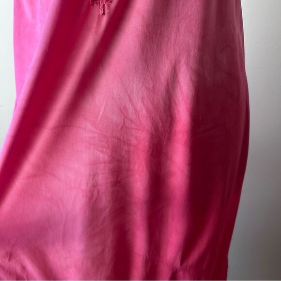 Vintage Pink Hombre Dyed Vanity Fair Chantilly Lace Slip - Size 38 Large - Picture 9 of 10